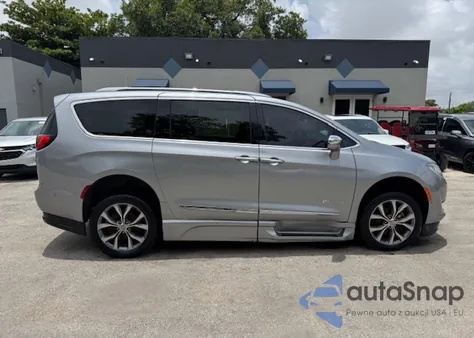 2019 Chrysler Pacifica Limited из США, поврежденный, VIN 2C4RC1GG9KR643706
